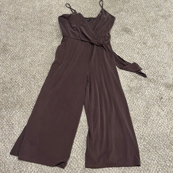 Banana Republic Pants - Wide leg cropped jumpsuit.  Petite large. Banana republic .  EUC.